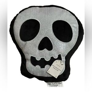 Gothic Skull Pillow - Black and Silver Pillow..